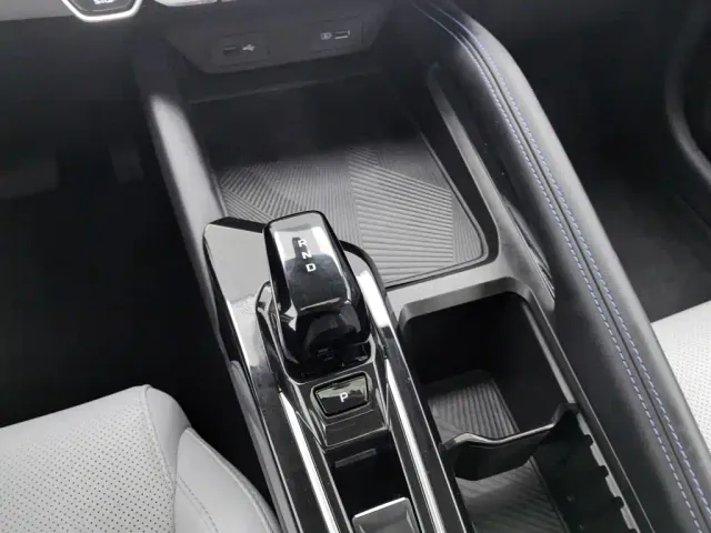 Geely Binyue 2025 Bin Yue L 1.5TD DCT Star Diamond — Фото автомобиля 13
