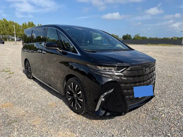 Toyota Alphard — Фото автомобиля 2