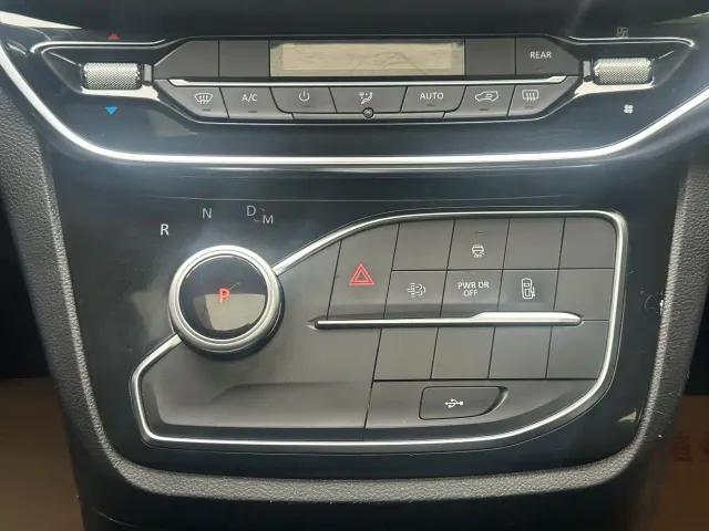 Maxus G20 — Фото автомобиля 9