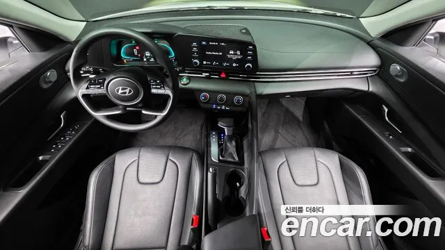Hyundai AVANTE Новый Avante (CN7) — Фото автомобиля 7