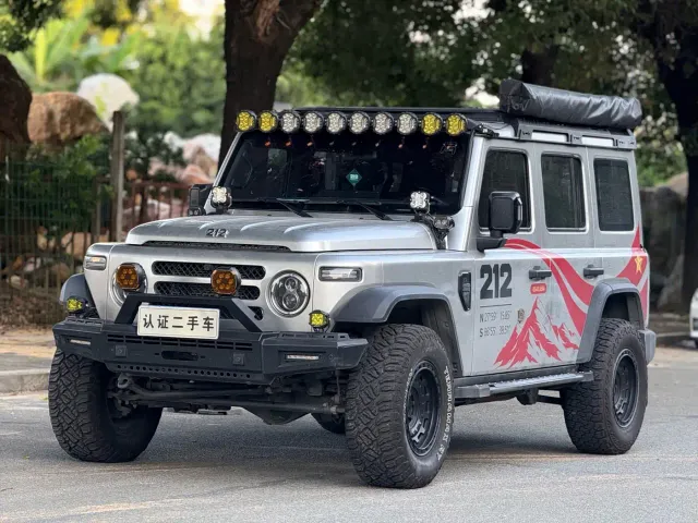 212 T01 — Фото автомобиля 2