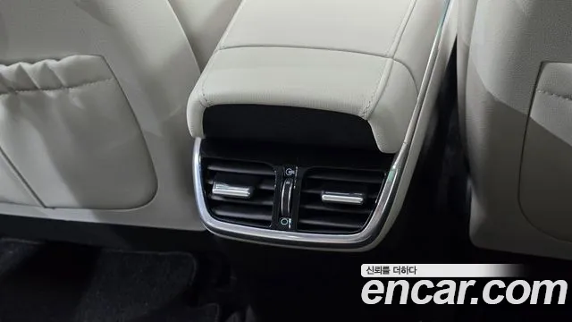 Hyundai Grandeur (New) Hybrid — Фото автомобиля 30