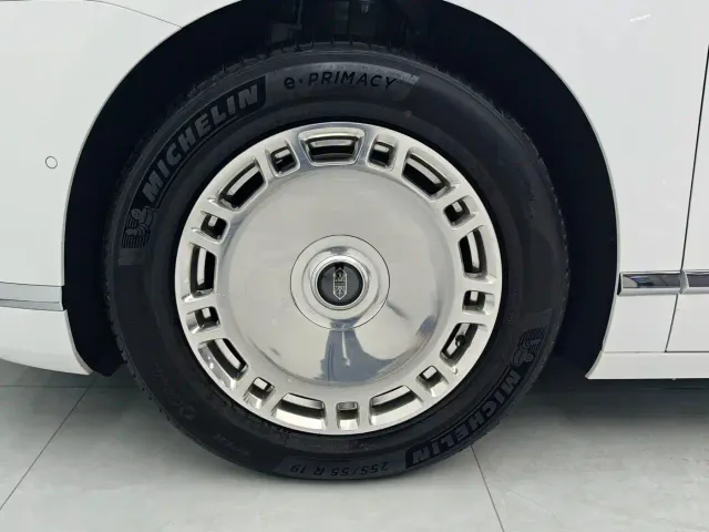 Maextro Zunjie V800 — Фото автомобиля 4