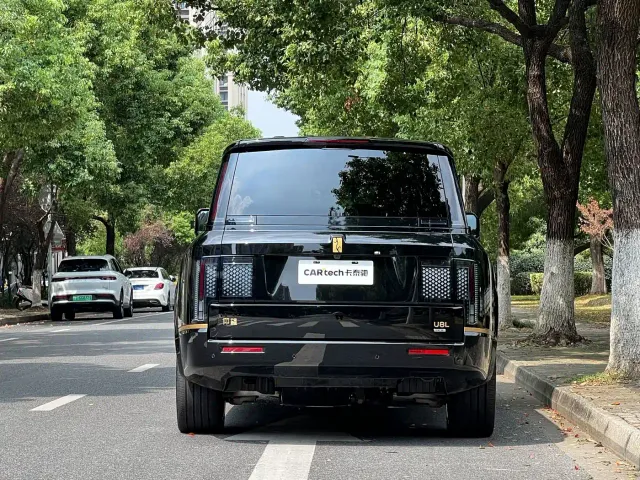 BYD U8L — Фото автомобиля 28