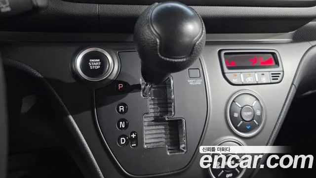 Kia RAY Новый Kia Ray Фургон — Фото автомобиля 7