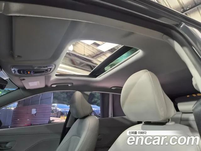 Hyundai Kona — Фото автомобиля 16