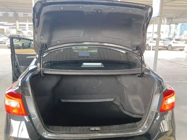 Nissan Sylphy — Фото автомобиля 18