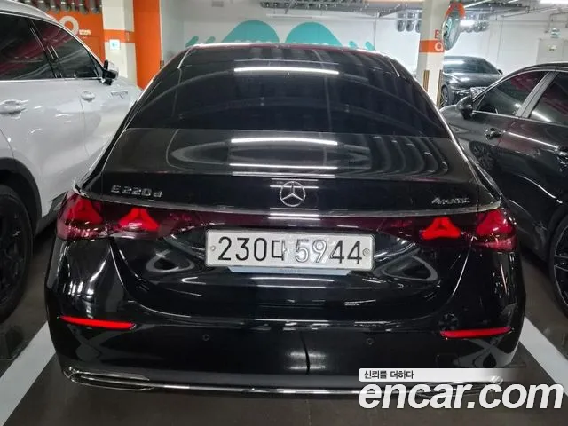 Mercedes-Benz E-Class W214 — Фото автомобиля 4