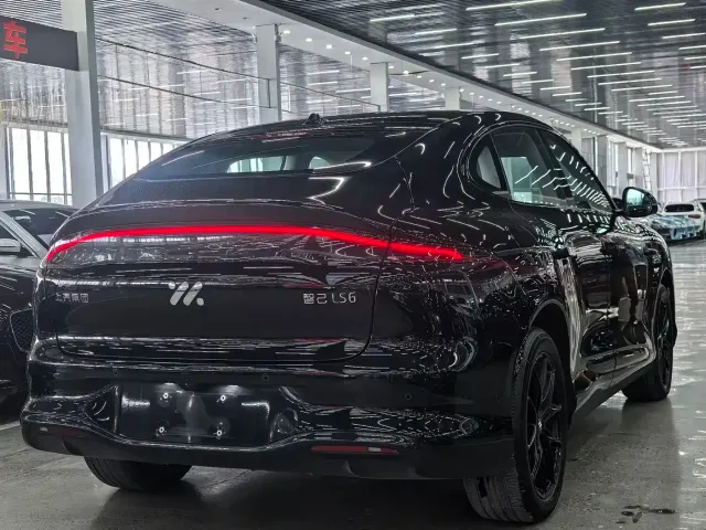 IM Motors IM LS6 2025 Extended Range Base — Фото автомобиля 9