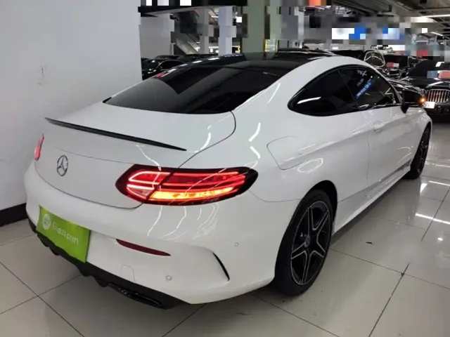 Mercedes-Benz C-Class — Фото автомобиля 6
