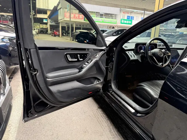 Mercedes-Benz S-Class — Фото автомобиля 10