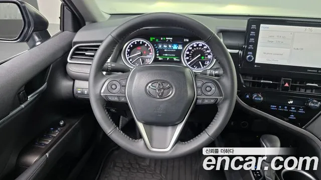 Toyota Camry — Фото автомобиля 12