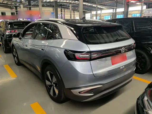 Volkswagen ID.4 X — Фото автомобиля 4