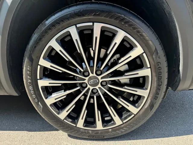 Geely Xingyue L — Фото автомобиля 20