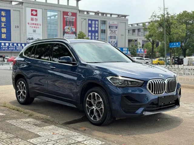 BMW X1 — Фото автомобиля 3