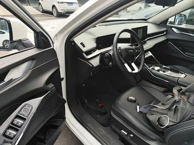 Haval H6 — Фото автомобиля 15