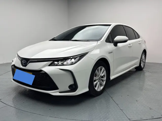 Фотография автомобиля — Toyota Corolla