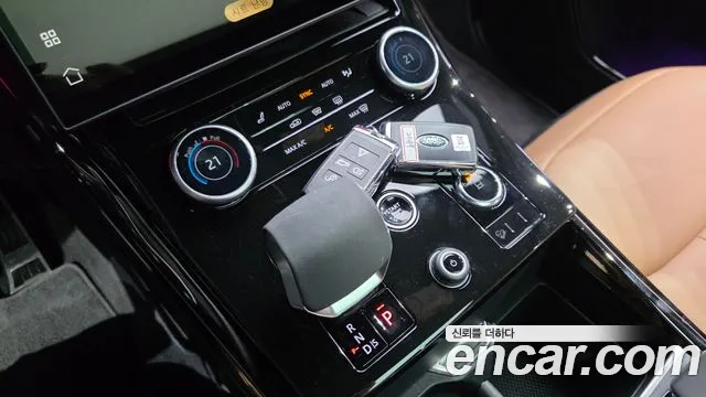 Land Rover Range Rover Sport — Фото автомобиля 8