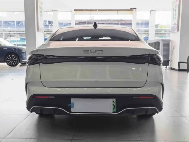 BYD Seal 06 — Фото автомобиля 8
