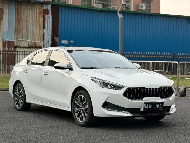Kia K3 — Фото автомобиля 3