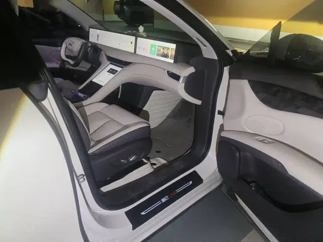 IM Motors LS6 — Фото автомобиля 13