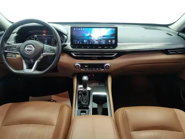 Nissan Teana — Фото автомобиля 12