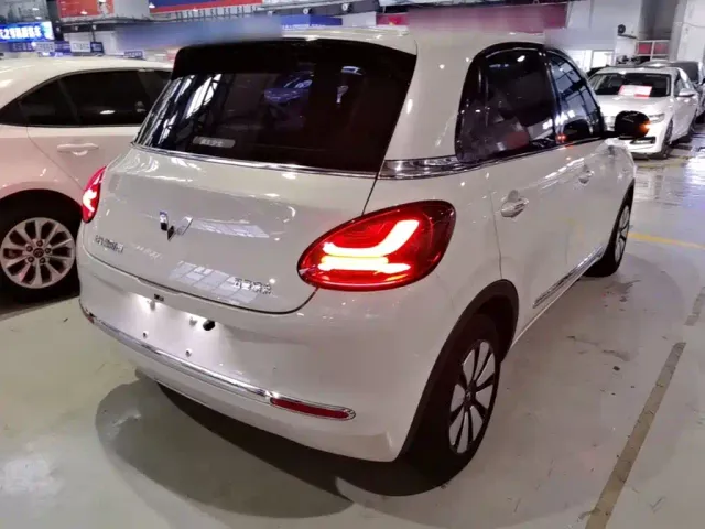 Wuling Bingo — Фото автомобиля 6
