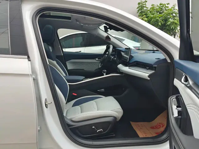 Geely Xingrui — Фото автомобиля 7