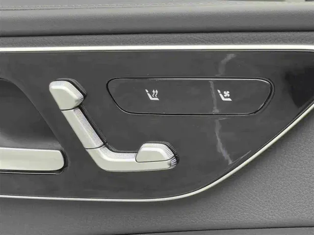 Mercedes-Benz C-Class — Фото автомобиля 16