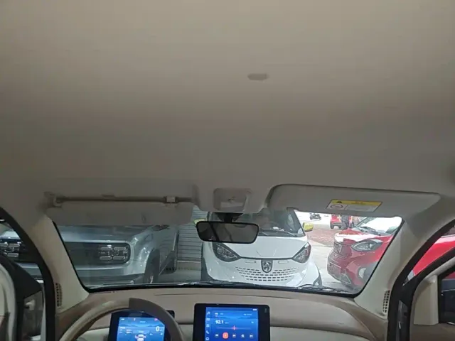 Wuling Hongguang Mini EV — Фото автомобиля 17