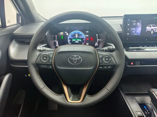 Toyota Corolla Cross — Фото автомобиля 14
