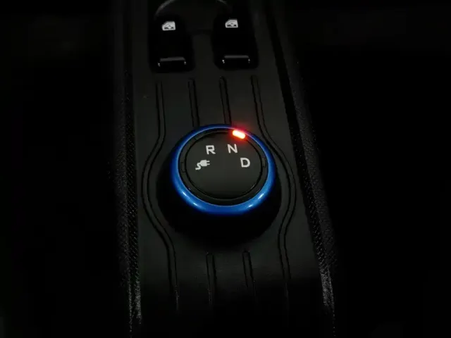 Wuling Hongguang Mini EV — Фото автомобиля 13