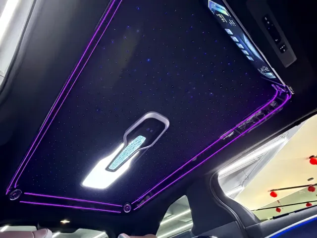Toyota Granvia 2026 Model 2.5L Hybrid Comfort Edition — Фото автомобиля 13