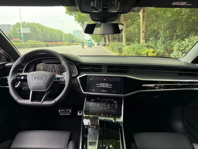 Audi RS 7 — Фото автомобиля 11