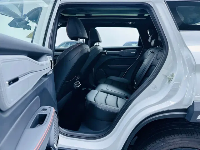 Geely Cowboy — Фото автомобиля 9