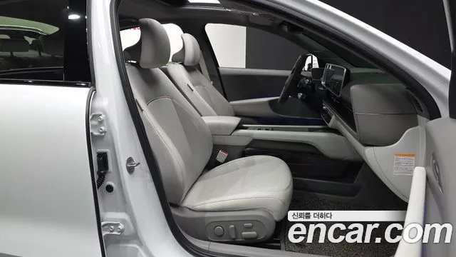 Hyundai Ioniq 6 — Фото автомобиля 11