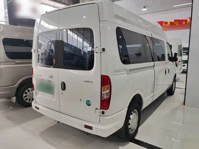 Maxus Xintu V80 — Фото автомобиля 6