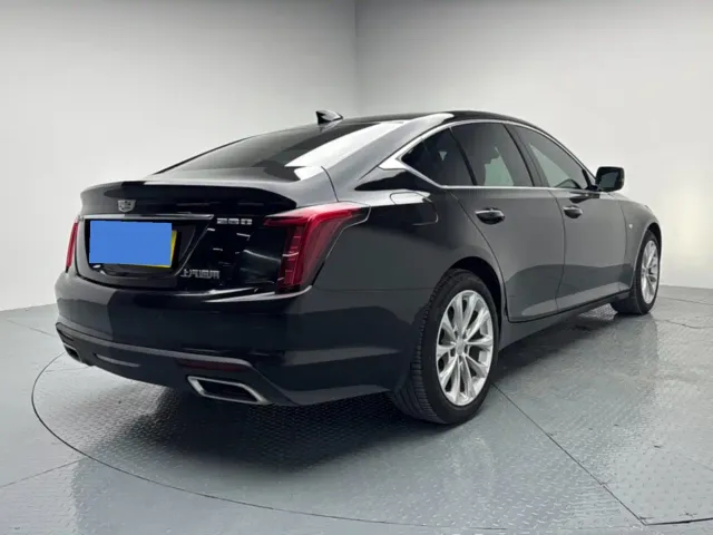 Cadillac CT5 — Фото автомобиля 9
