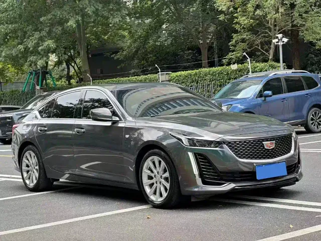 Фотография автомобиля — Cadillac CT5