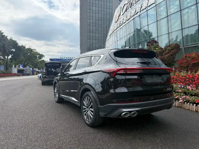 Jetour X70 Plus — Фото автомобиля 10
