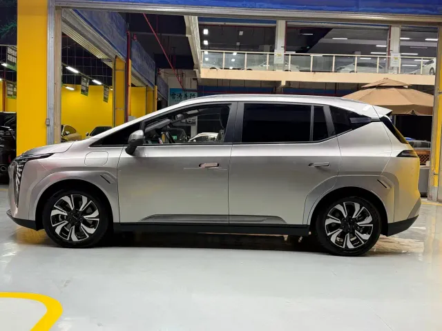 GAC Aion Y — Фото автомобиля 8