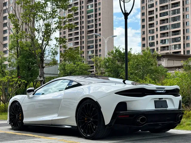 McLaren GT — Фото автомобиля 4
