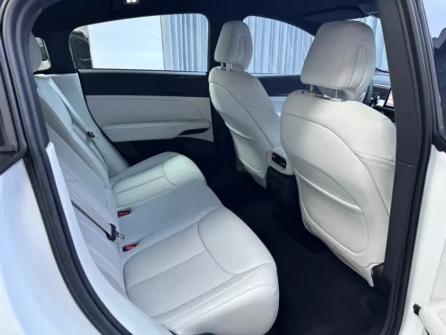 Xpeng G6 — Фото автомобиля 11