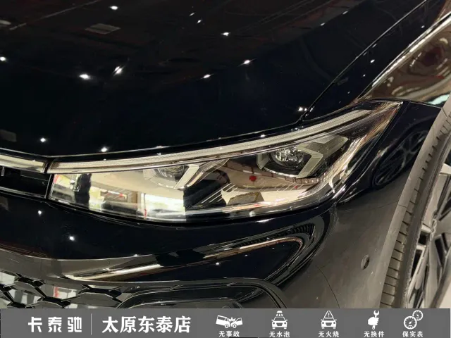 Volkswagen Passat — Фото автомобиля 8