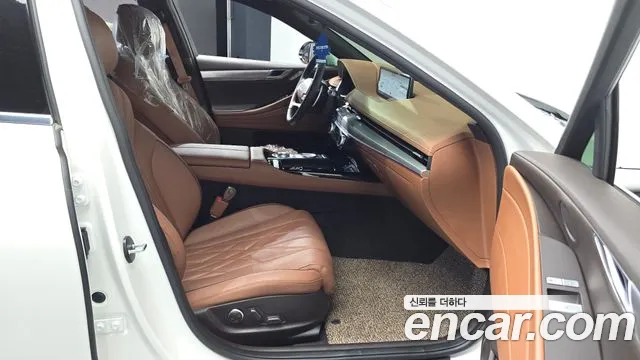 Genesis G80 Бензин 2.5 турбо 2WD — Фото автомобиля 26