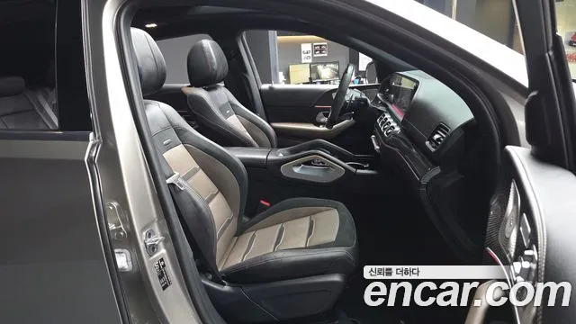 Mercedes-Benz GLE-Class — Фото автомобиля 10