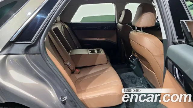 Hyundai Grandeur GN7 — Фото автомобиля 12