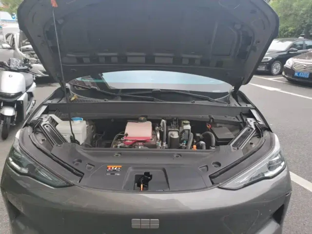 Geely Galaxy E5 — Фото автомобиля 19