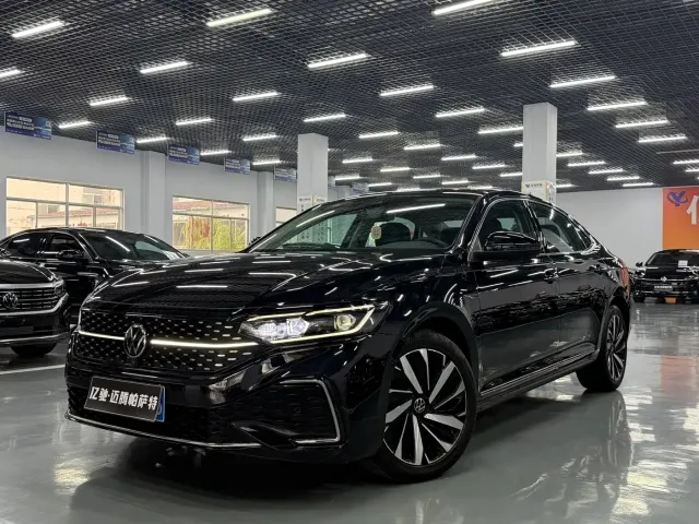 Фотография автомобиля — Volkswagen Passat