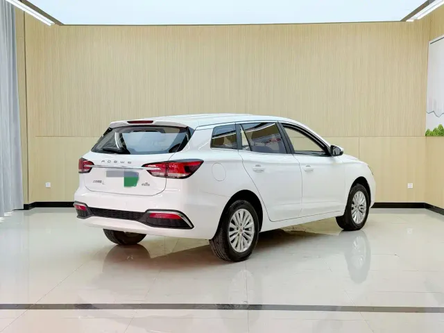 Roewe Ei5 — Фото автомобиля 12